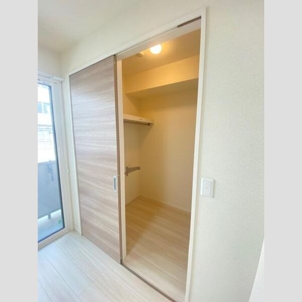 103 1LDKの室内写真 3