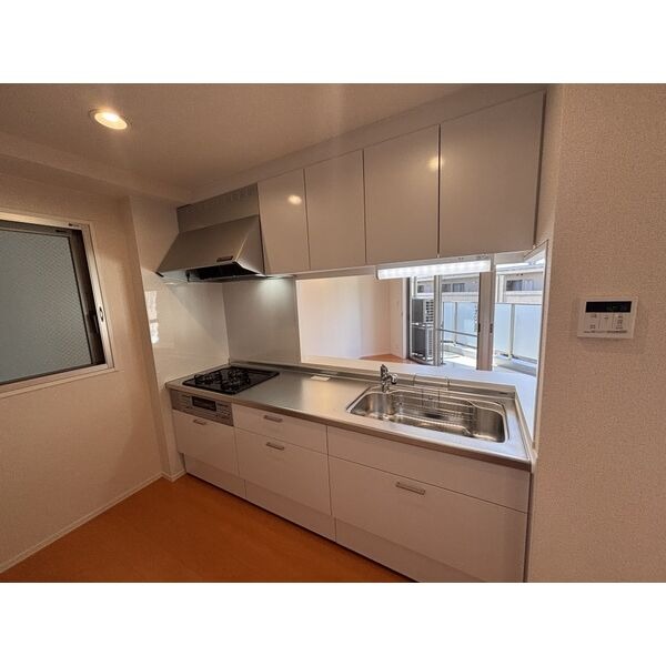 B 2LDK+Sの室内写真 3