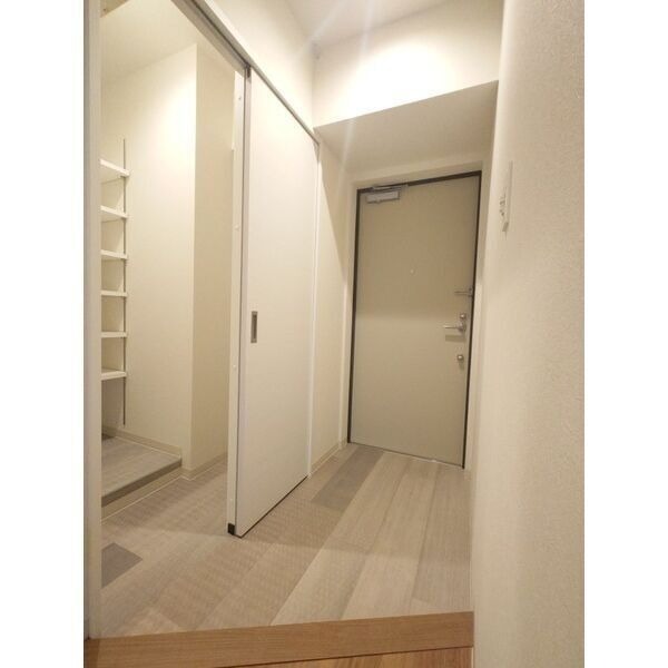 D 2LDKの室内写真 7