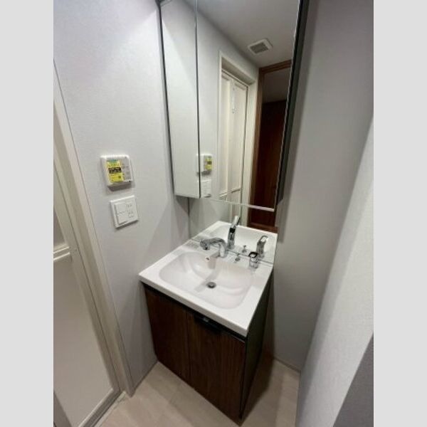 505 1LDKの室内写真 3