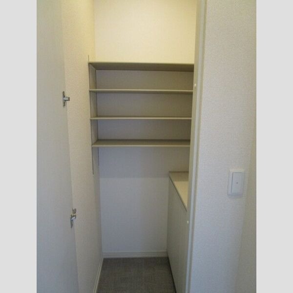 302 2LDKの室内写真 3
