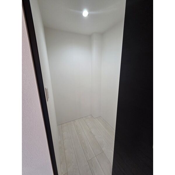 A 1LDKの室内写真 8