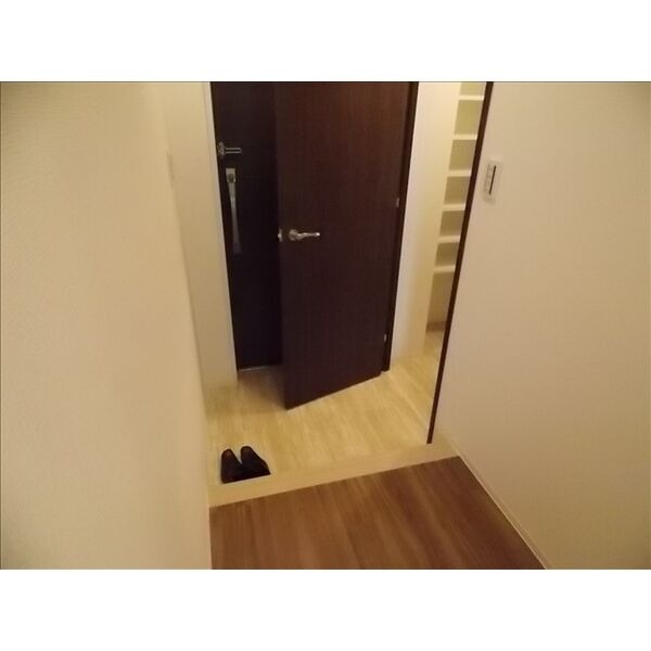 B 4LDKの室内写真 7