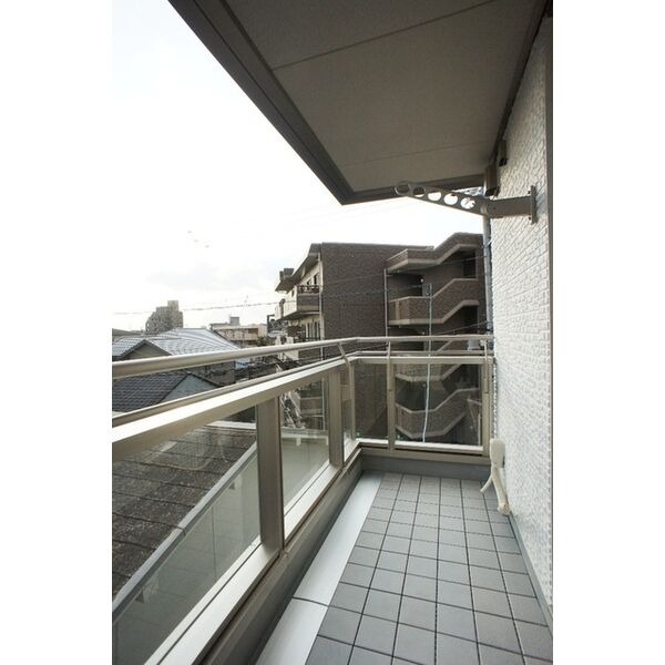 A 2LDKの室内写真 12