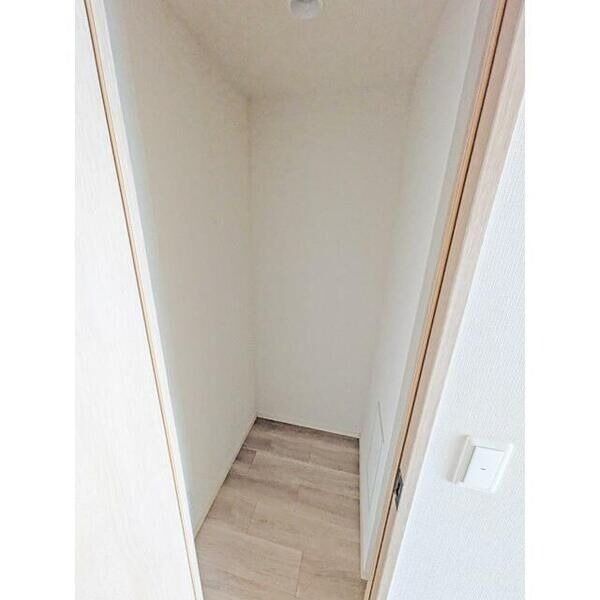 A 3LDKの室内写真 7
