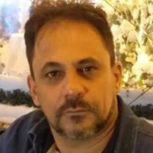  Foto de perfil de MARCOS CRISTIANE ANDRADE 