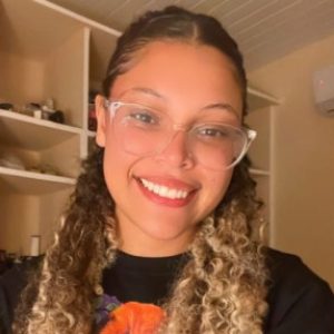  Foto de perfil de Adrielly Soares 