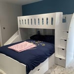 L-shaped double and single bunk bed with wide stairs