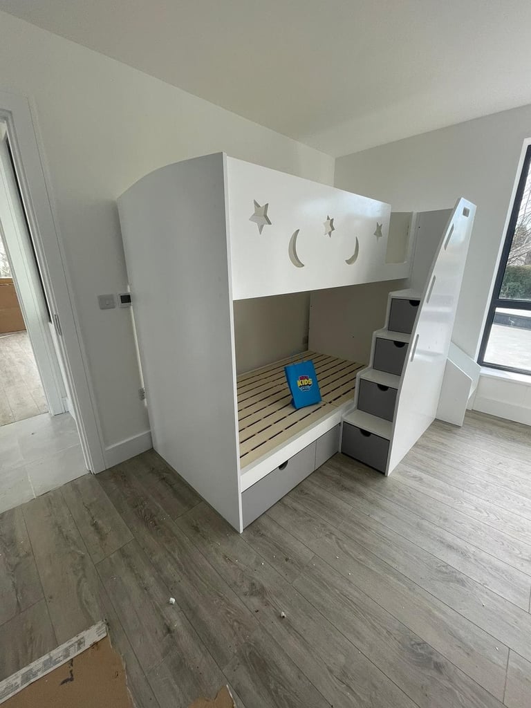 Kids Bunk Stairs Front