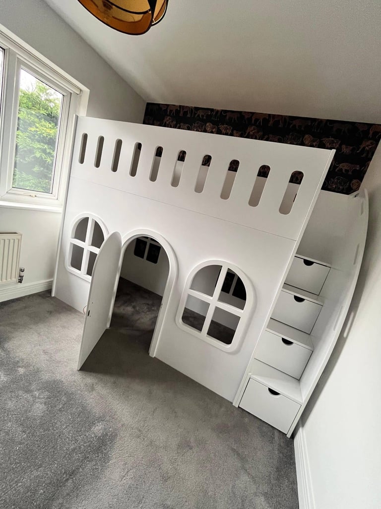playhouse beds