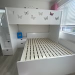 L Shaped Double single bunk bed for modern homes