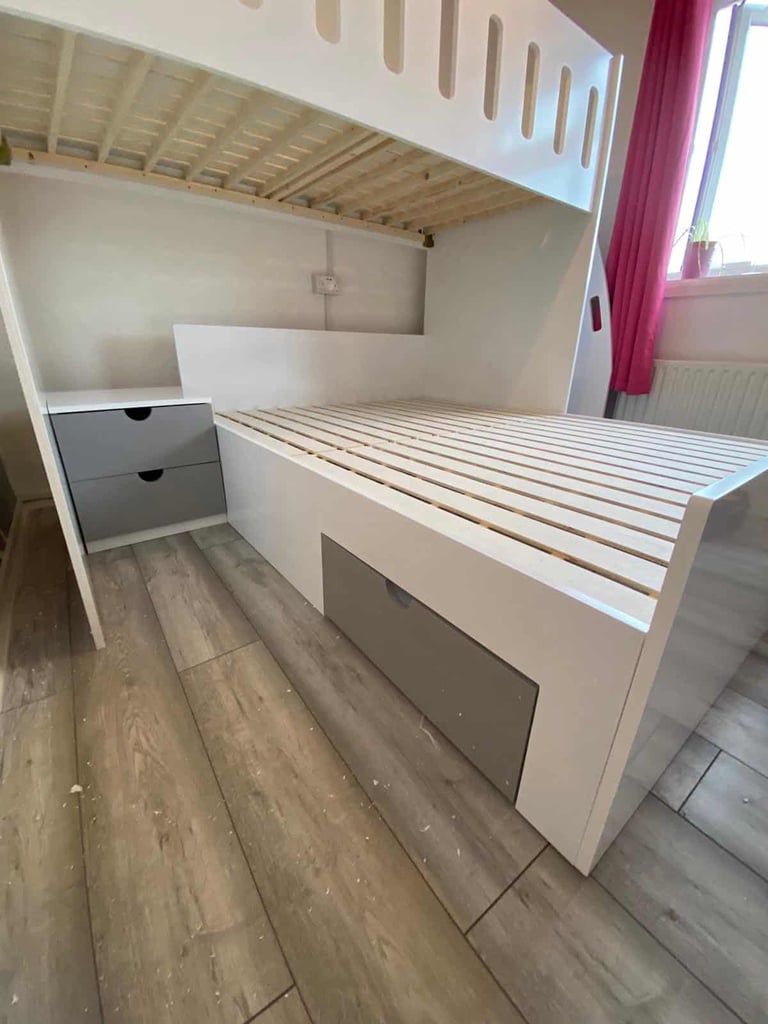 L Shaped Double single bunk bed for modern homes with Dimension