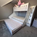 double and single bunk bed with trundle