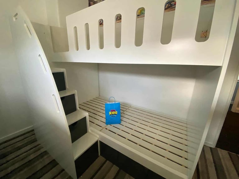 Stairs front bunk