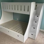 Double and single bunk bed