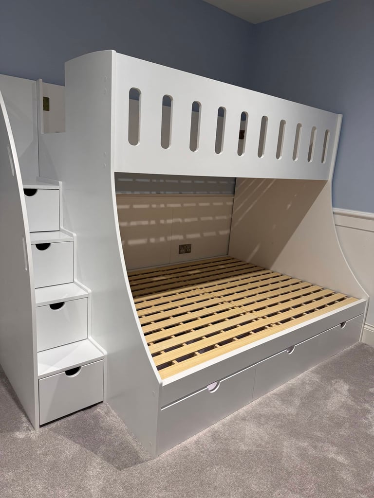 double and single bunk oval rail side view