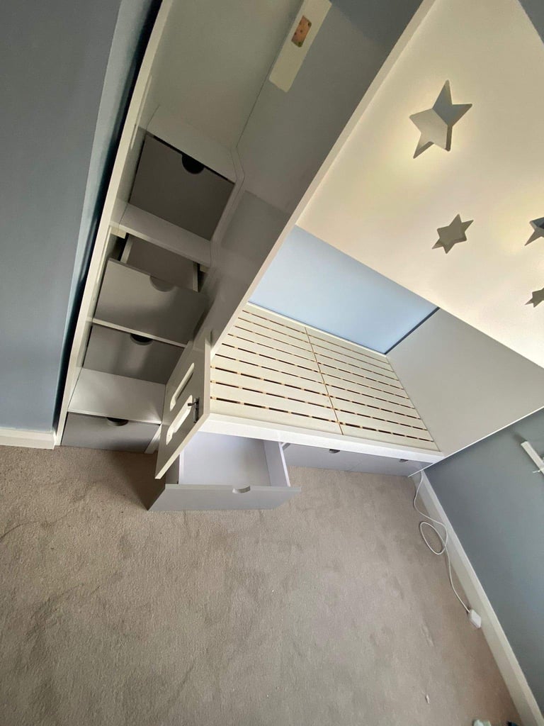 bunk with ladder