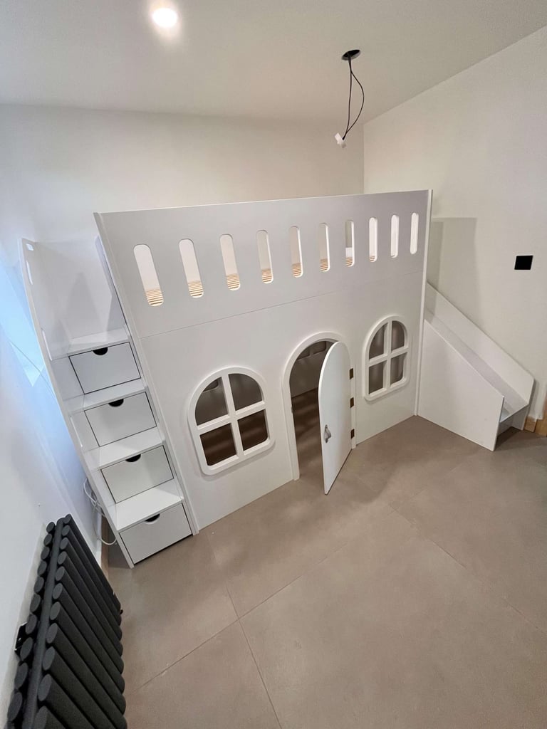 High sleeper with built-in playhouse and slide
