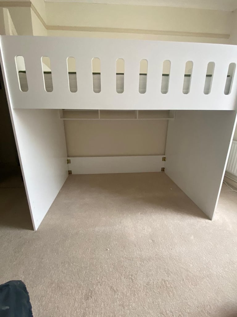 Double elevated sleeper