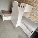 L shaped triple bunk
