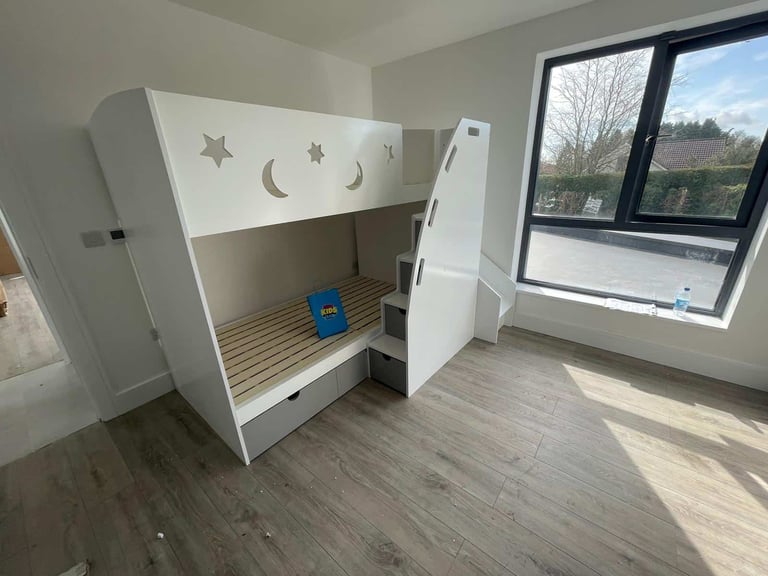Small single bunk beds with stairs