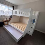 double and single trundle bed icon