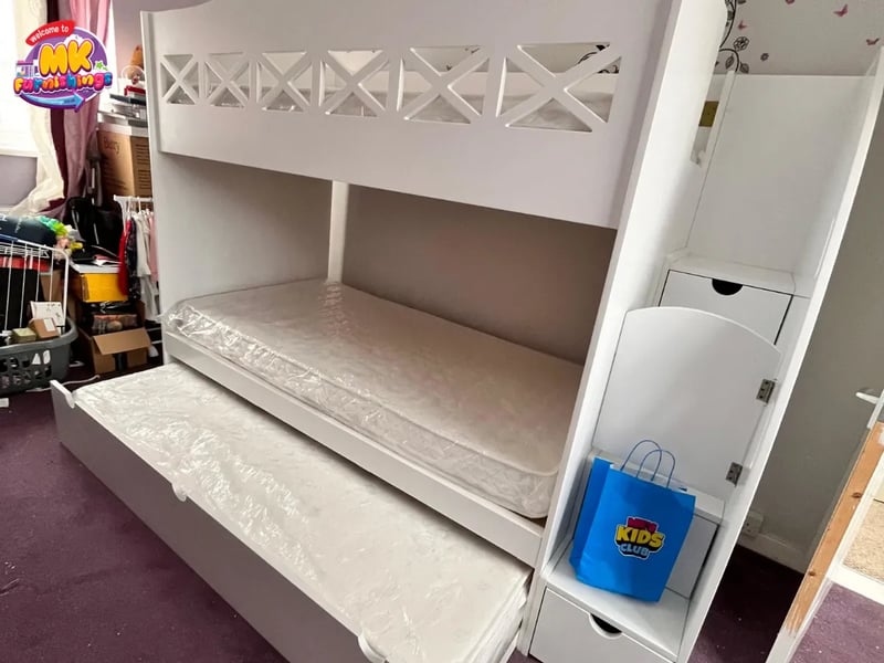 bunk bed with trundle