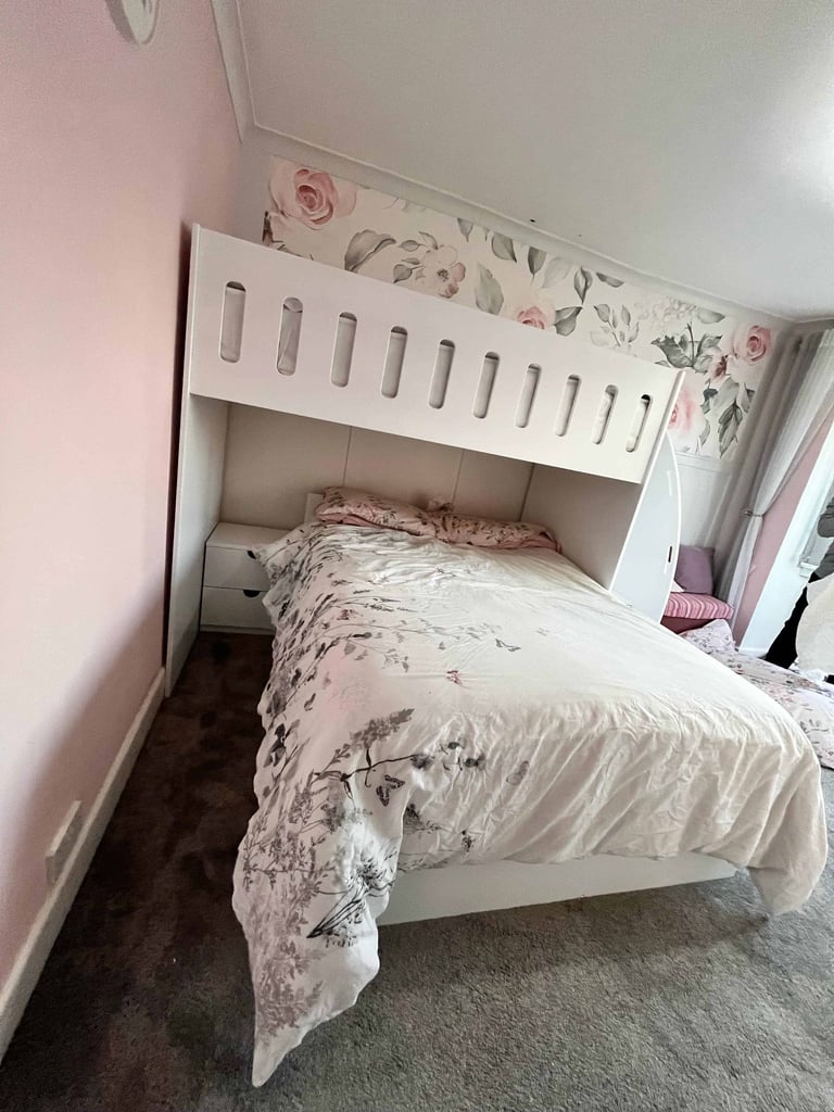 L shape bed