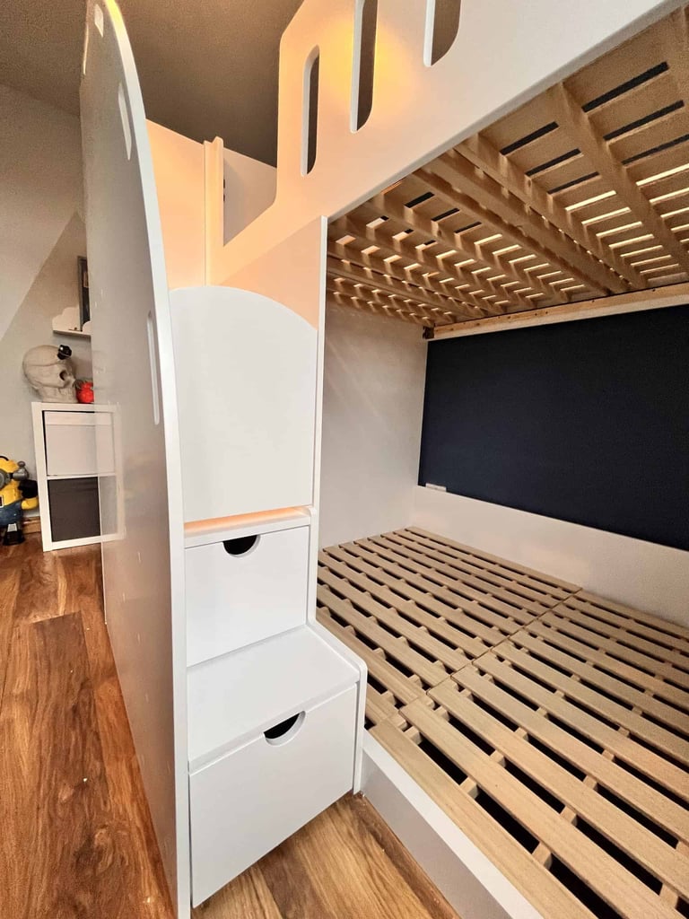 bunk beds with gates