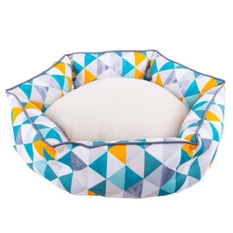 מיטת משולשים במגוון גדלים