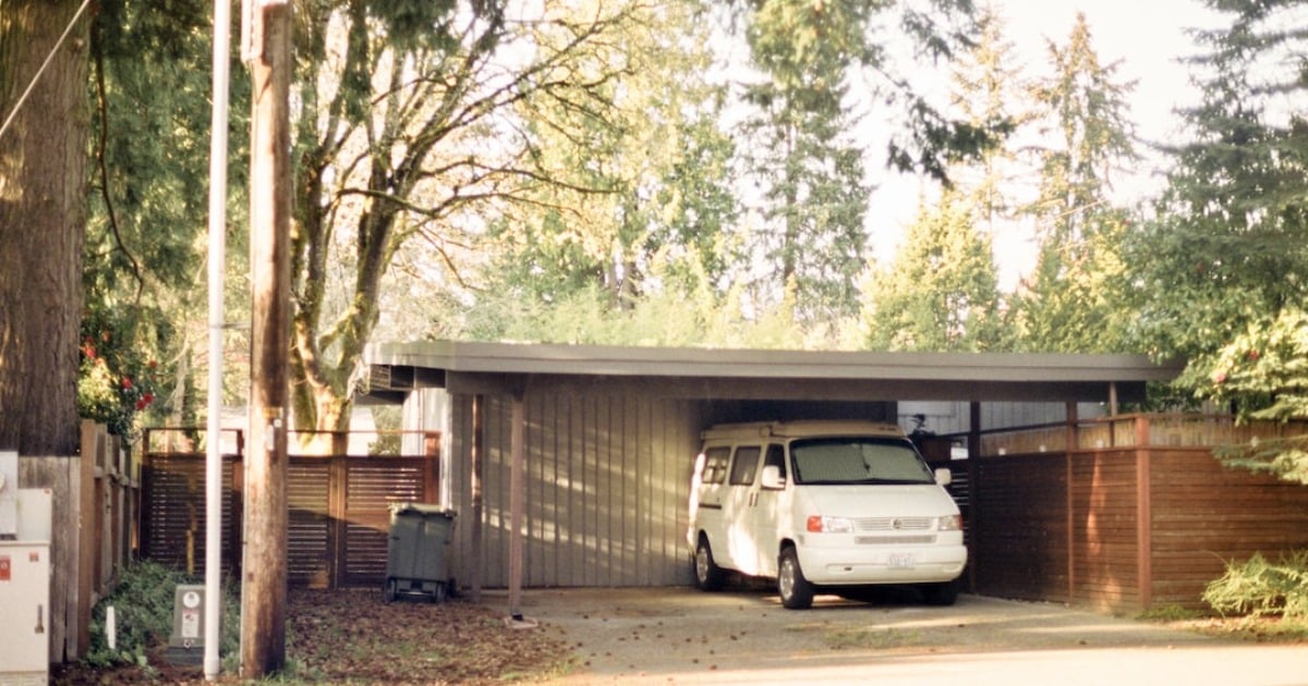 You are currently viewing Shade Your Parking Space: Alumawood Carport Builders in Arizona