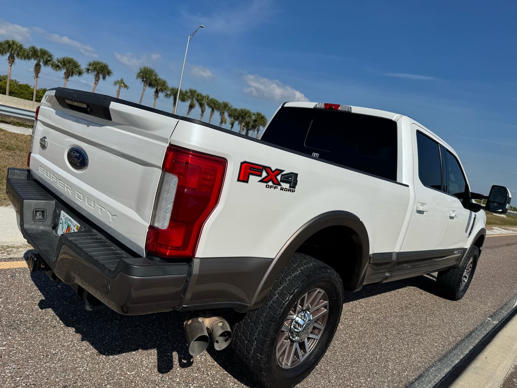 2019 Ford F-250 King Ranch Super Duty - Photo 2