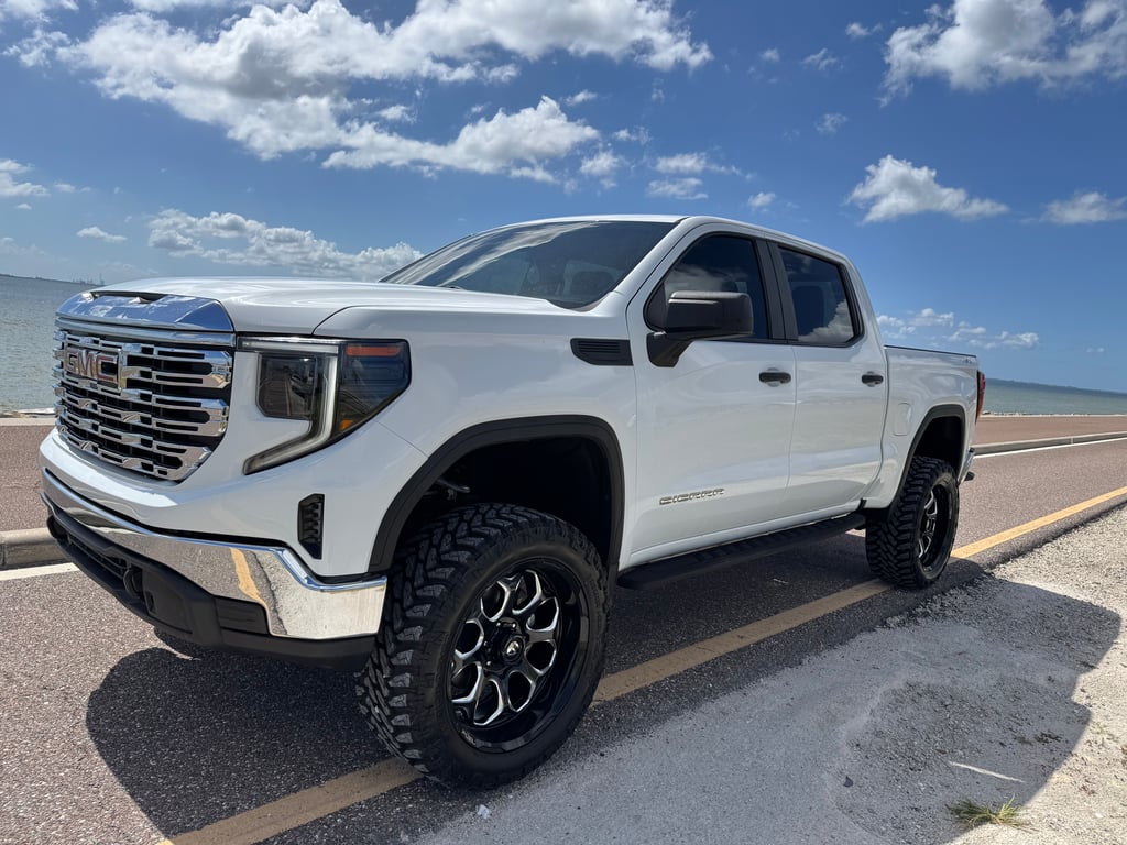 2022 GMC SIERRA - Photo 2