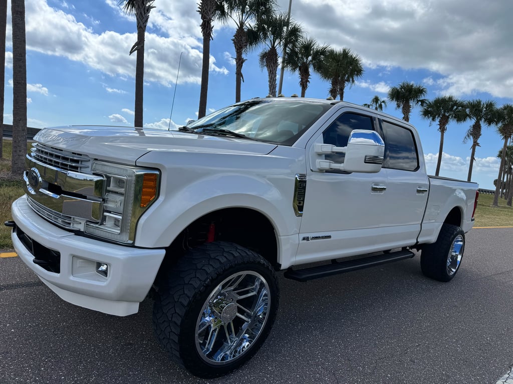 2017 FORD F-250 PLATINUM - Photo 2