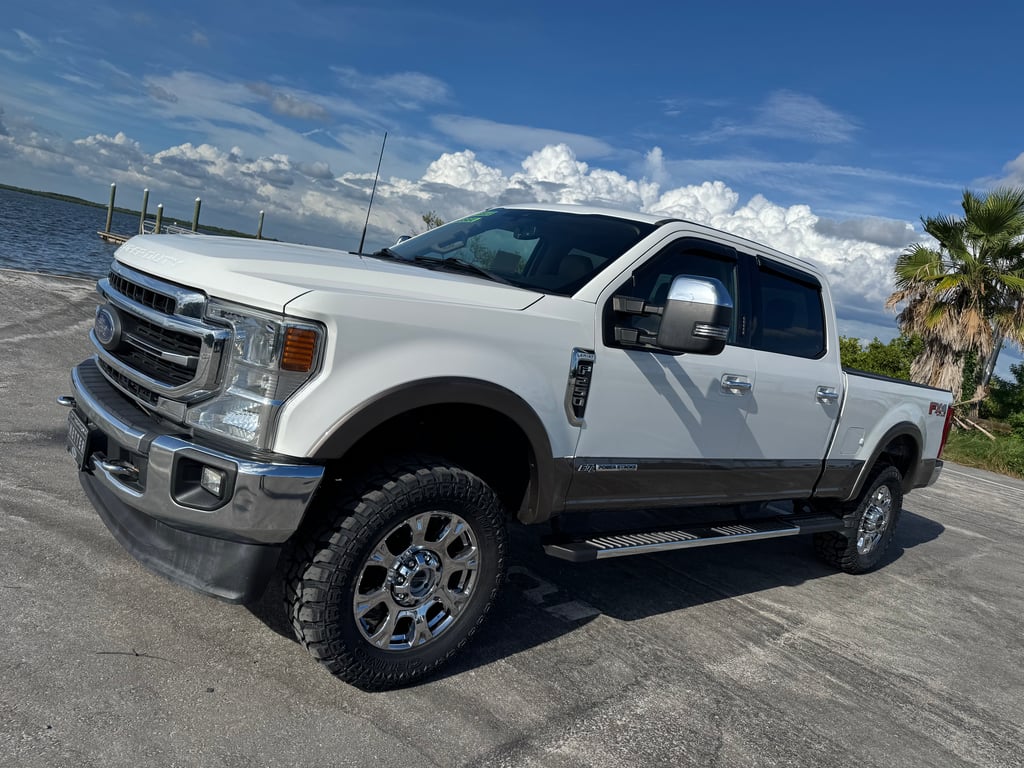 2022 Ford F-250 Lariat Super Duty - Photo 2