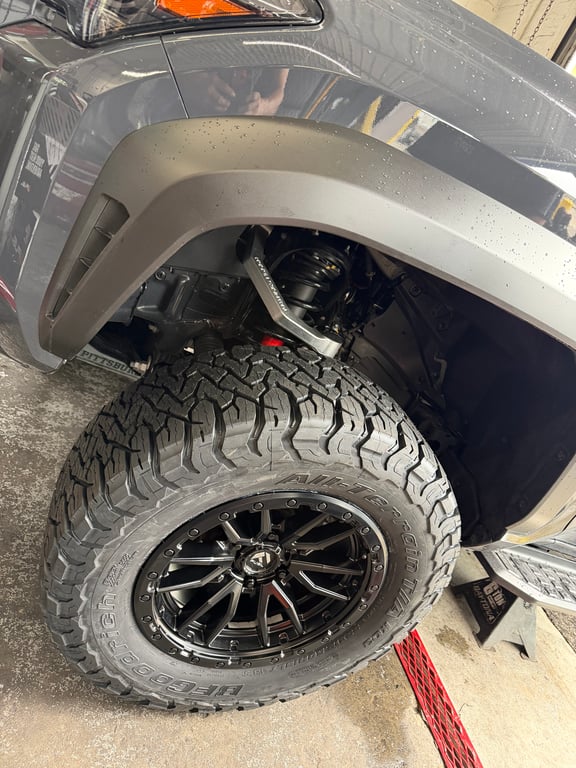 2026 Toyota 4Runner thumbnail 4