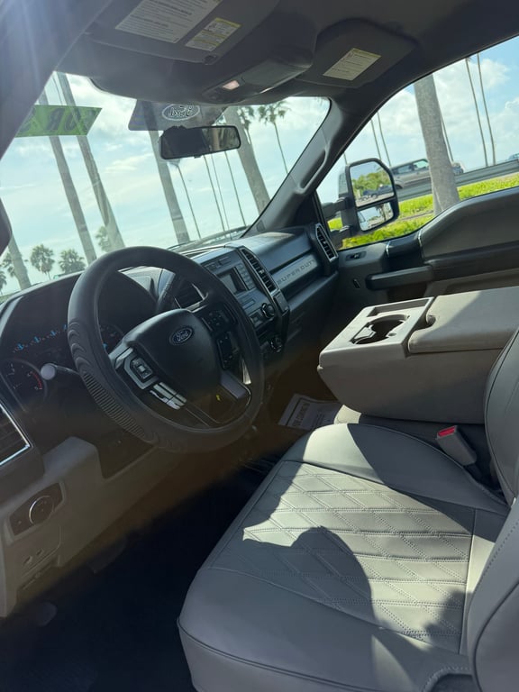 2017 Ford F-250  - Photo 6