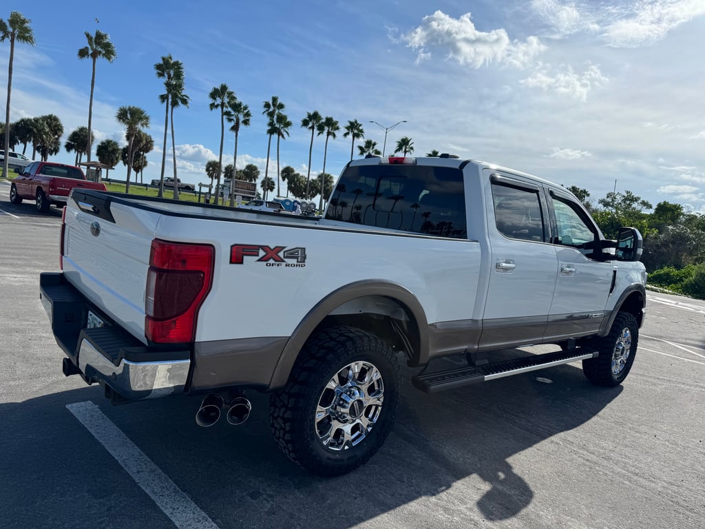2022 Ford F-250 Lariat Super Duty - Photo 3