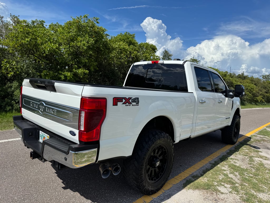 2022 Ford F-250 King Ranch Super Duty - Photo 3