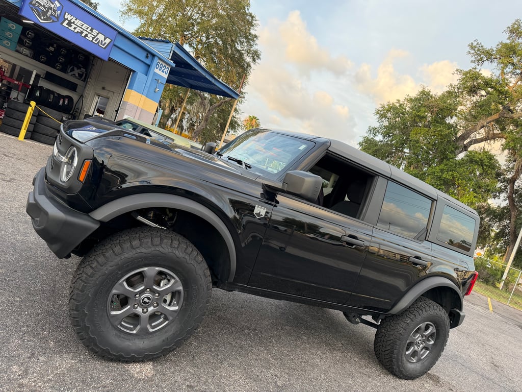 2025 Ford Bronco Lift Kit on BF Goodrich K02 thumbnail 2