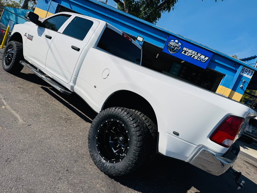 Leveling Kit with 35/12.50R20 A/T Tires thumbnail 6