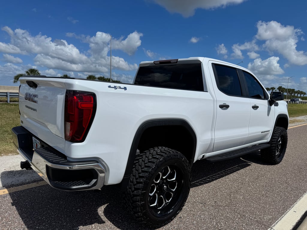 2022 GMC SIERRA - Photo 4