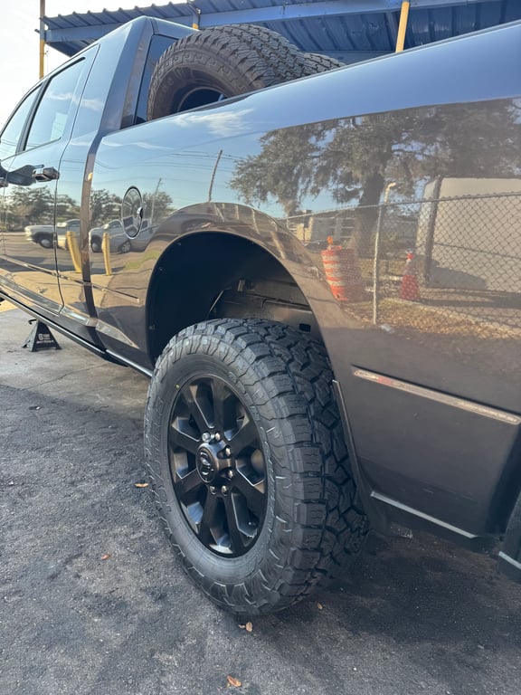 RC Leveling Kit, Toyo Open Country A/T III , Air Lift Rear Air Bags thumbnail 4