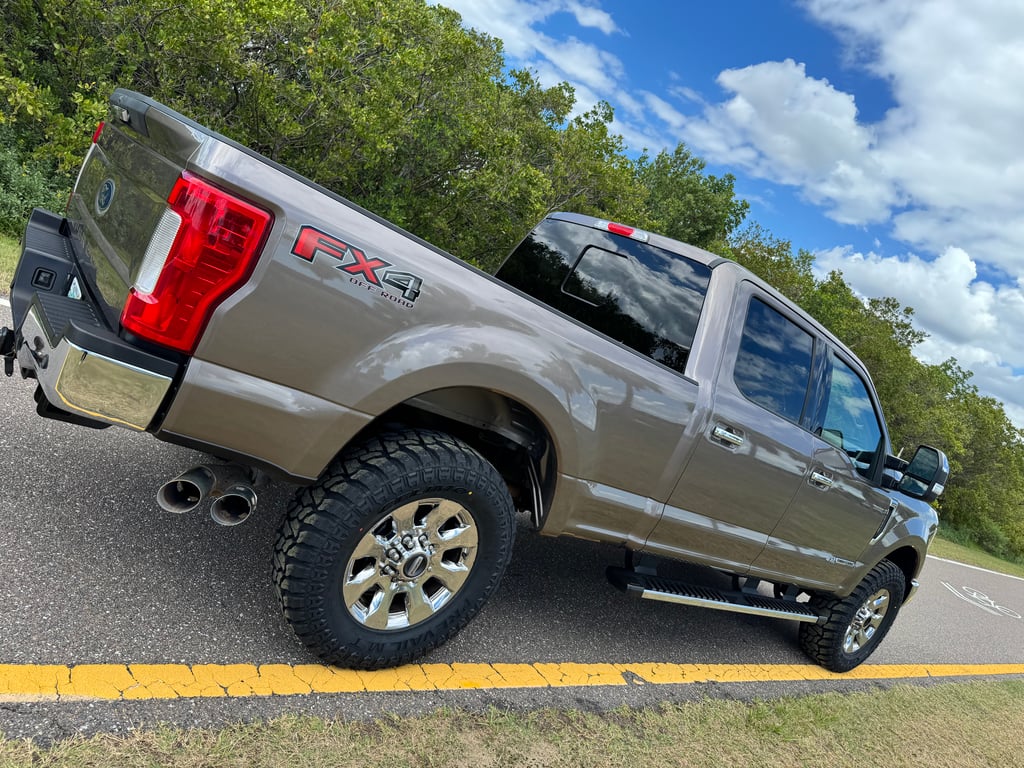 2019 Ford F-250 Lariat Super Duty - Photo 4