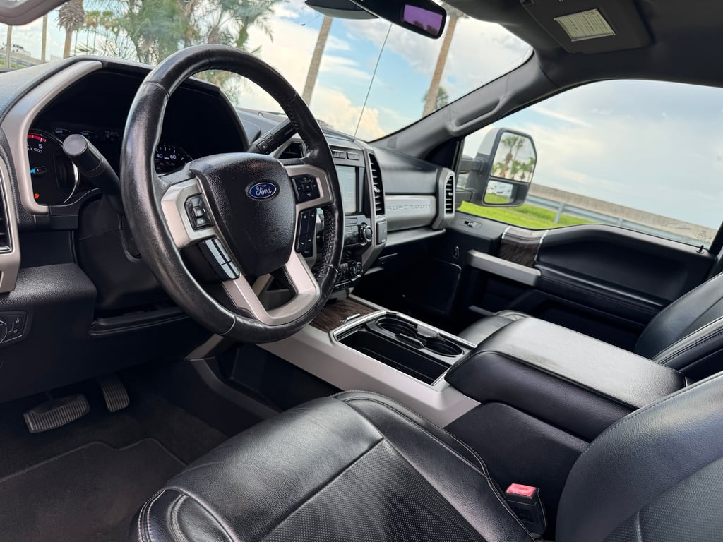 2019 Ford F-350 Lariat Super Duty - Photo 7