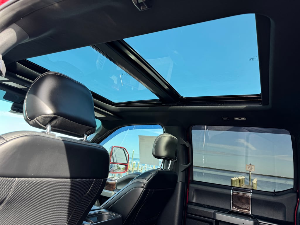 2017 Ford F-250 Platinum Super Duty - Photo 7
