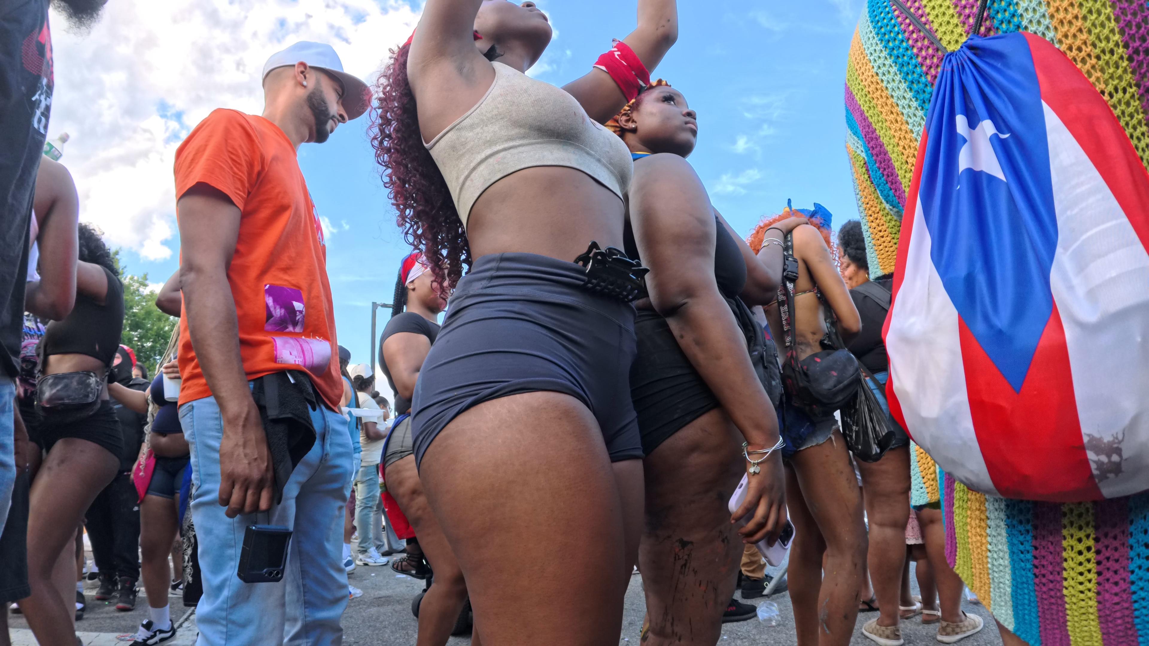 Pulsating Plump 🇦🇬