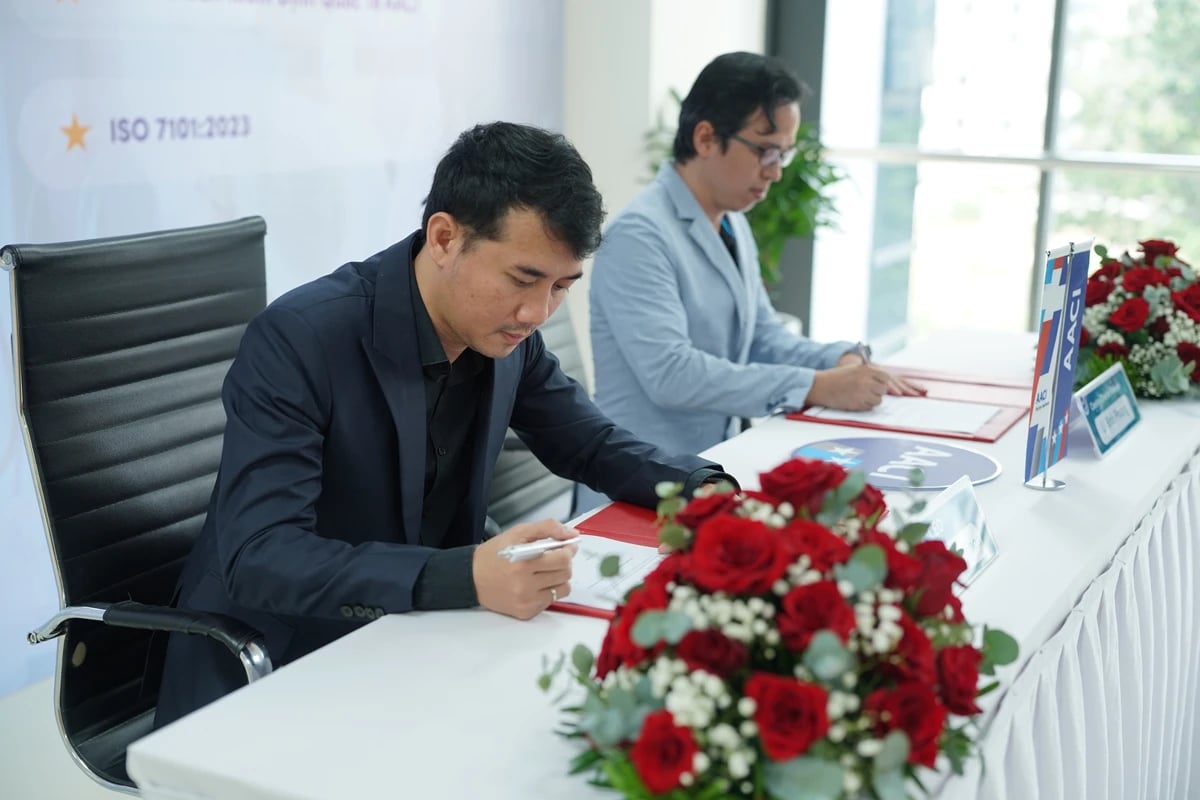 Lễ ký kết kiểm định Thực hành Lâm sàng Xuất sắc cho Dịch vụ Nội soi do AACI &#8211; Hoa Kỳ cung cấp