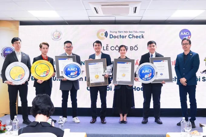 Phòng khám đầu tiên tại Việt Nam đạt chứng nhận nội soi xuất sắc từ Hoa Kỳ