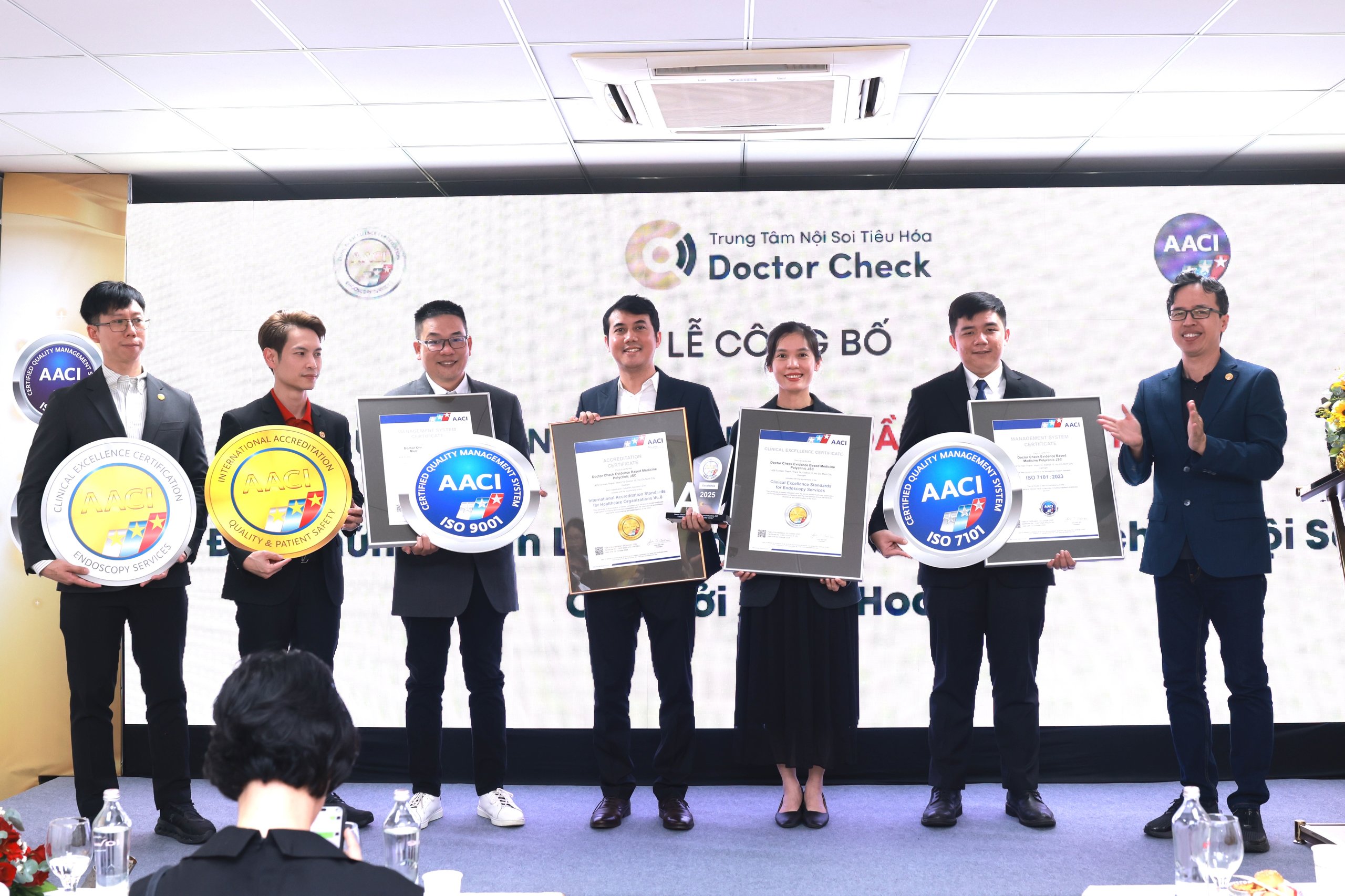 Hiện Thực Hóa Lời Hứa “Không Bỏ Sót Ung Thư Dạ Dày – Đại Tràng Giai Đoạn Sớm” &#8211; Doctor Check Trở Thành Trung Tâm Nội Soi Tiêu Hóa Đầu Tiên Tại Việt Nam Đạt Chứng Nhận Lâm Sàng Xuất Sắc Cho Dịch Vụ Nội Soi